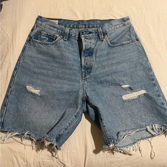 Levi’s shorts size 28 - Picture 1 of 6